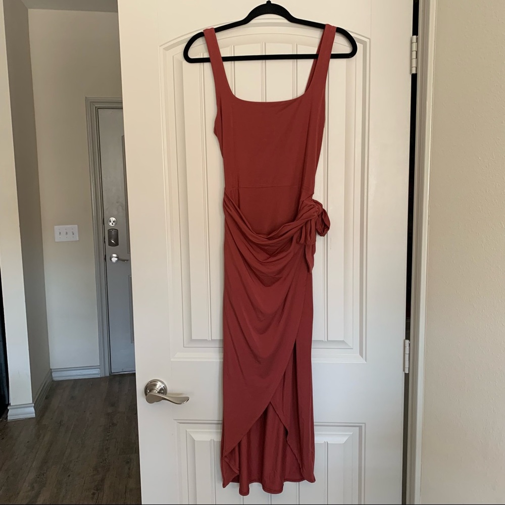 Aritzia Wilfred Saturn Midi Dress